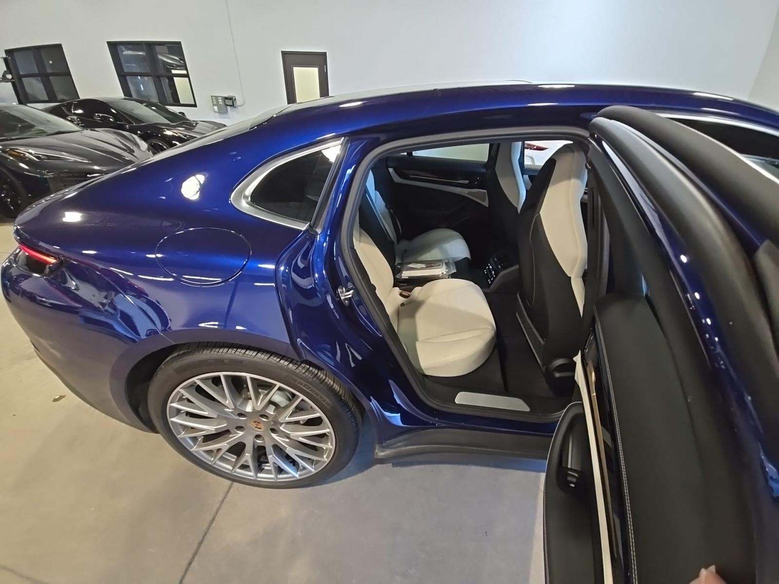 2024 Porsche Panamera 4 AWD