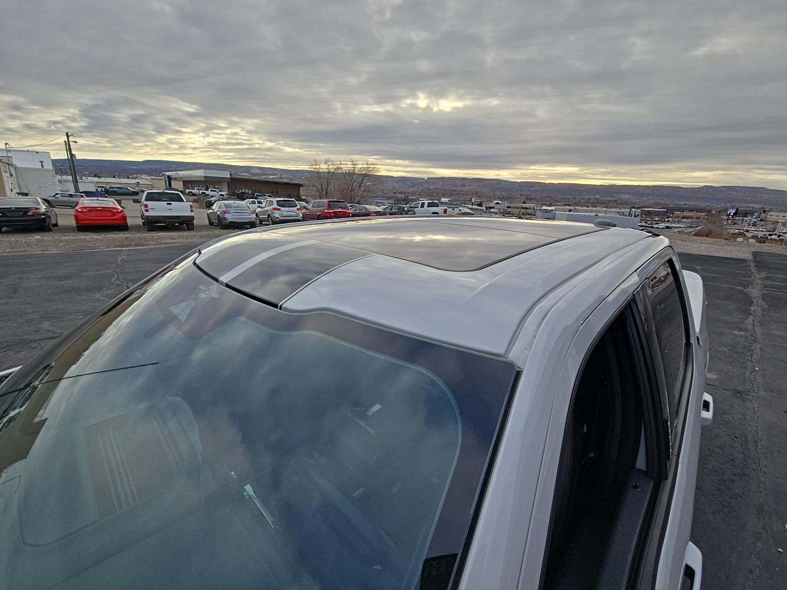 2023 Ford F-150 Lariat AWD