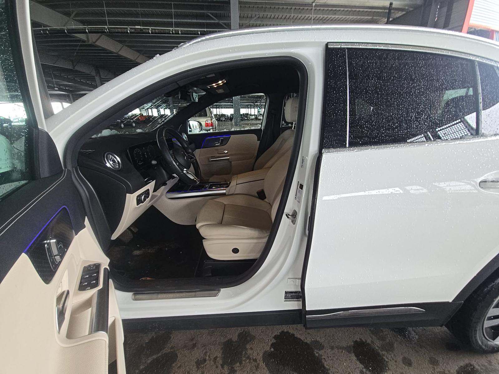 MERCEDES-BENZ GLA-CLASS - 2