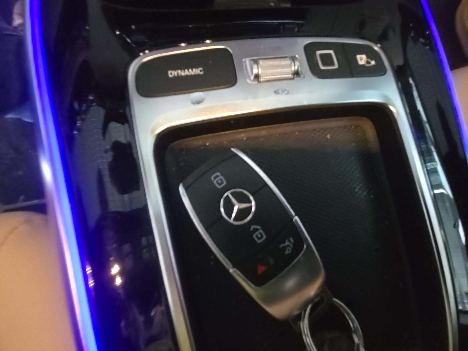 MERCEDES-BENZ GLA-CLASS - 4