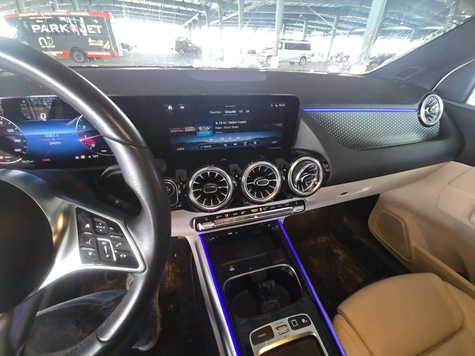 MERCEDES-BENZ GLA-CLASS - 6