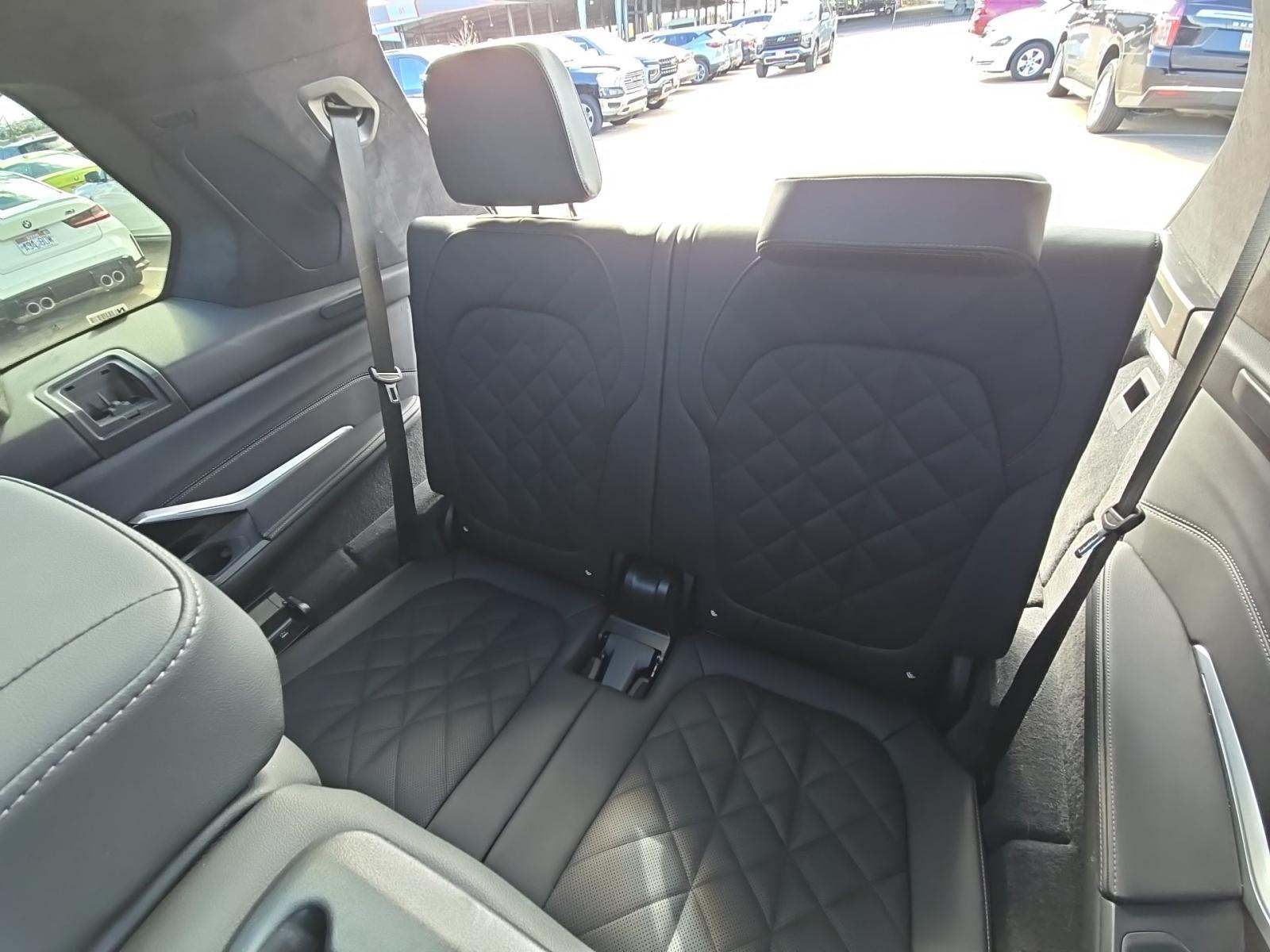 2024 BMW X7 xDrive40i AWD