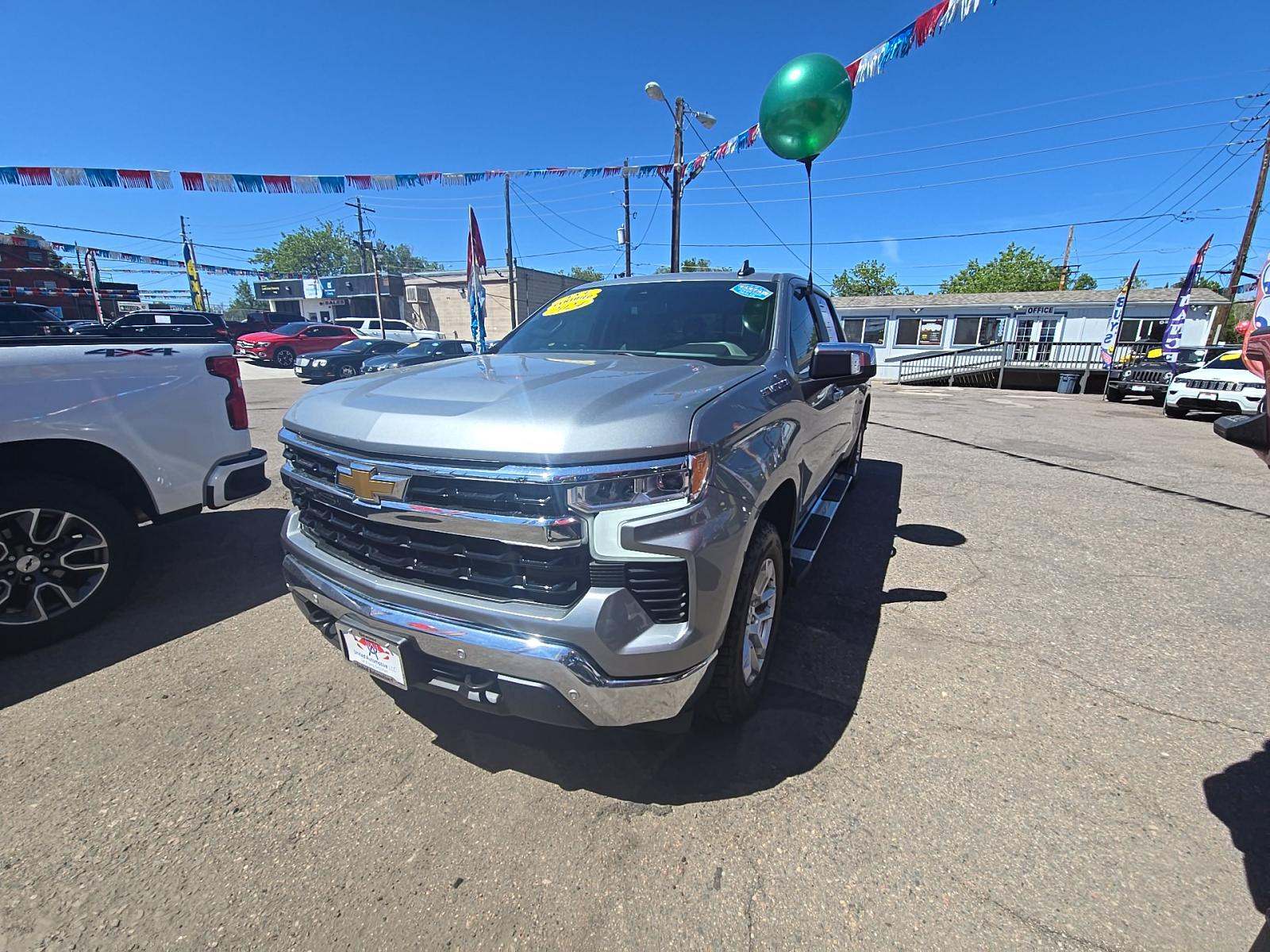 2024 Chevrolet Silverado 1500 LT AWD