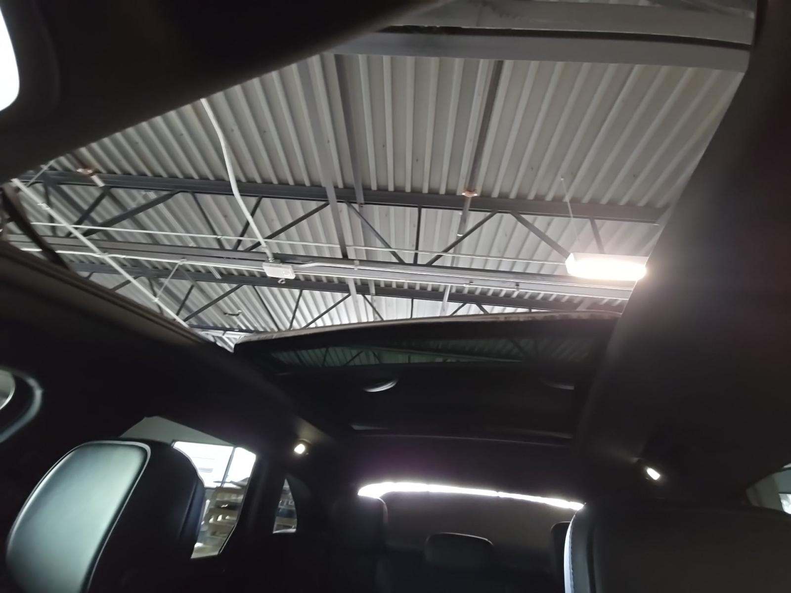 2024 Porsche Macan Base AWD