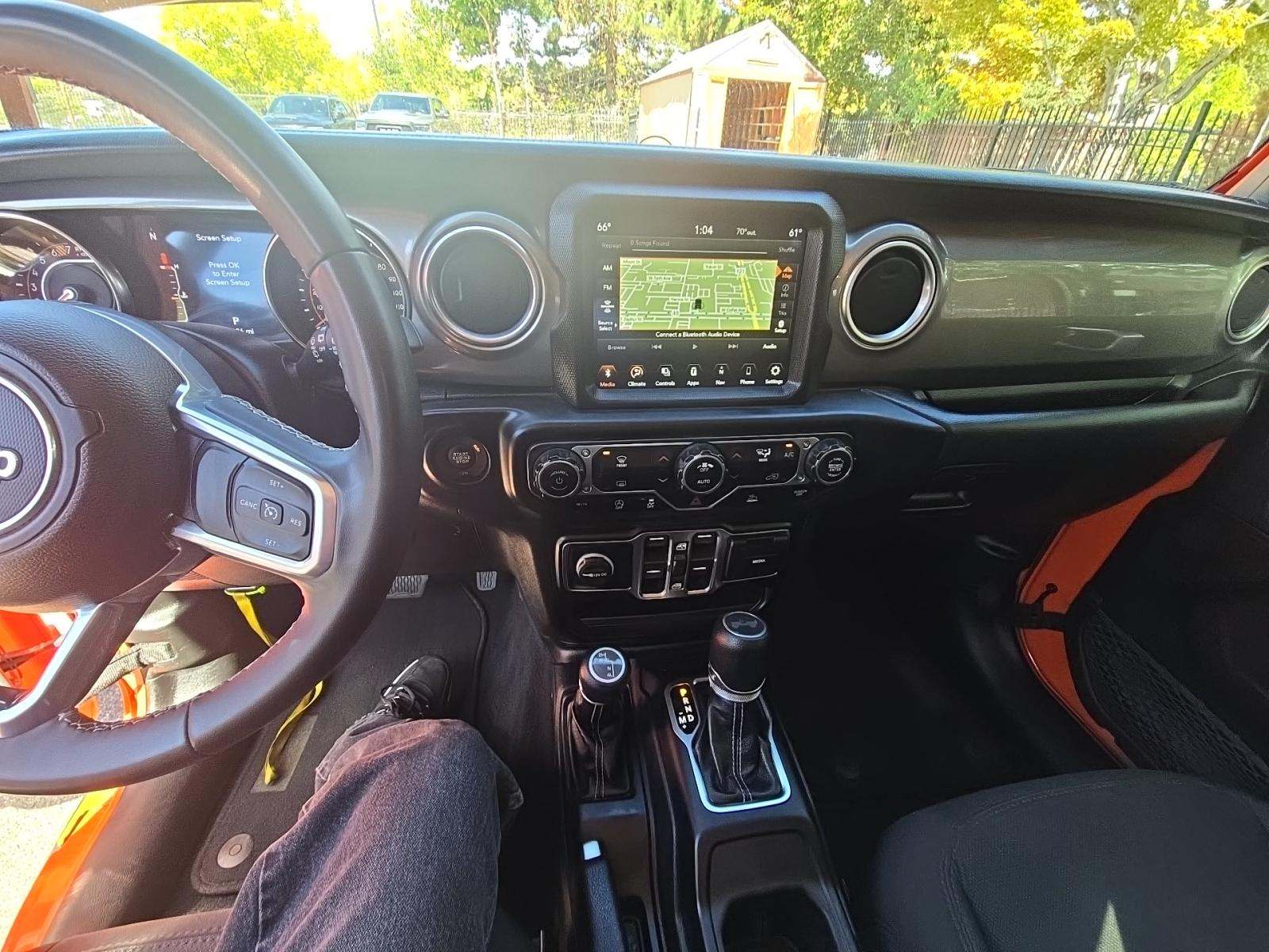 2023 Jeep Wrangler Sahara AWD