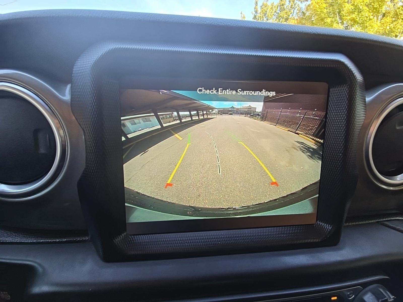 2023 Jeep Wrangler Sahara AWD