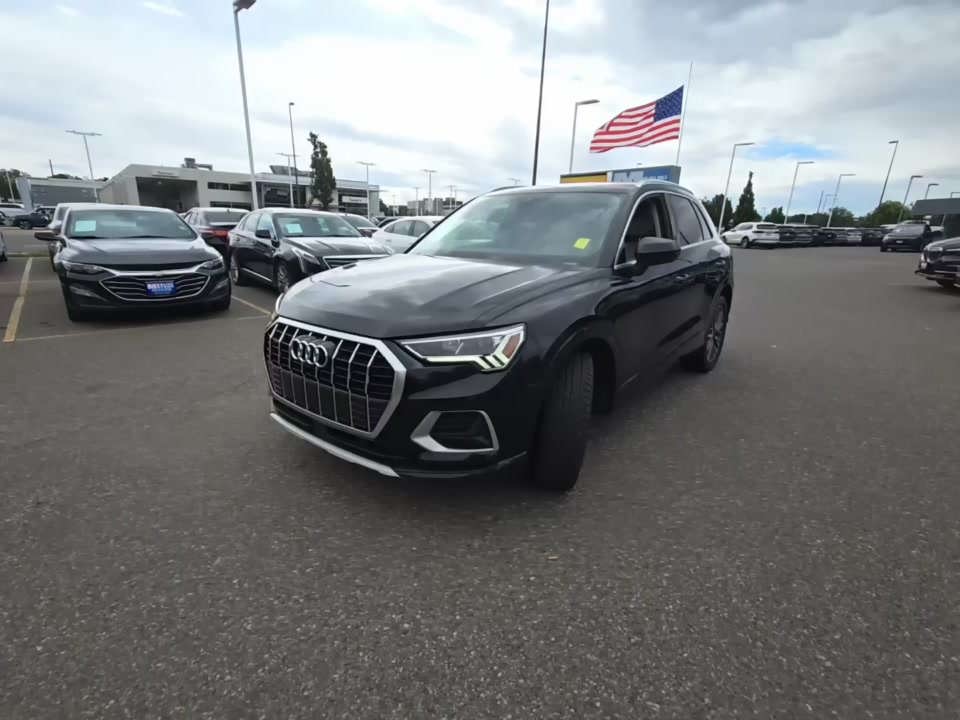 2022 Audi Q3 2.0T Premium Plus