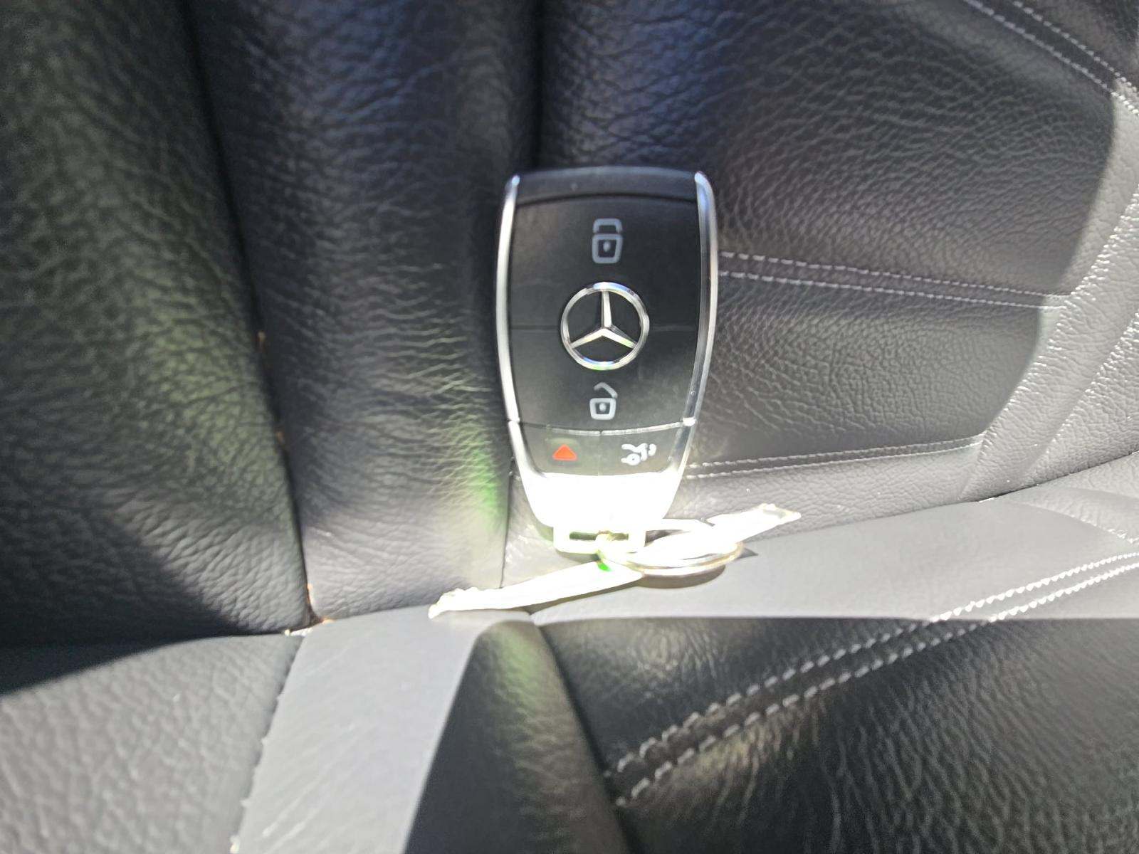 MERCEDES-BENZ GLC-CLASS - 4