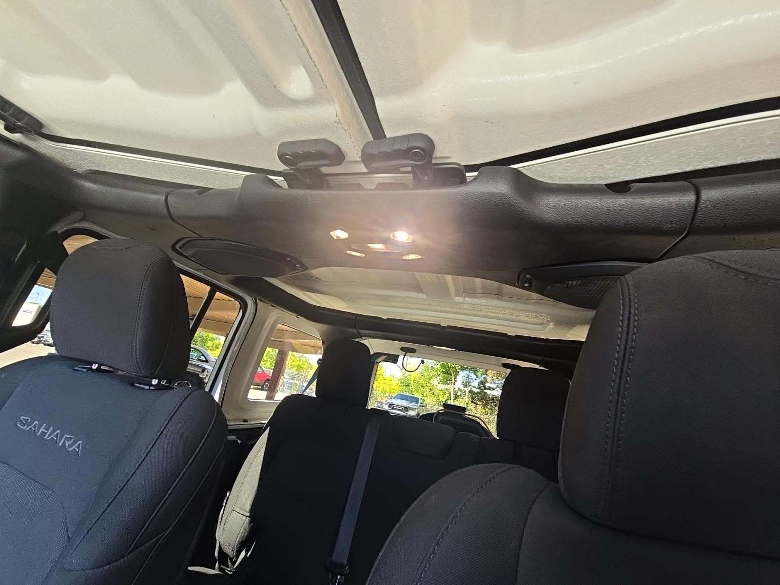 2023 Jeep Wrangler Sahara AWD