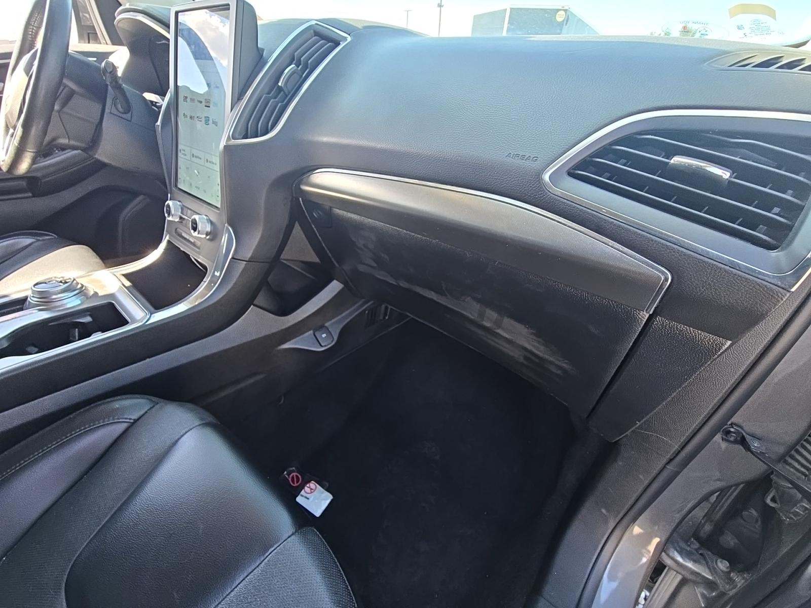 2022 Ford Edge Titanium AWD