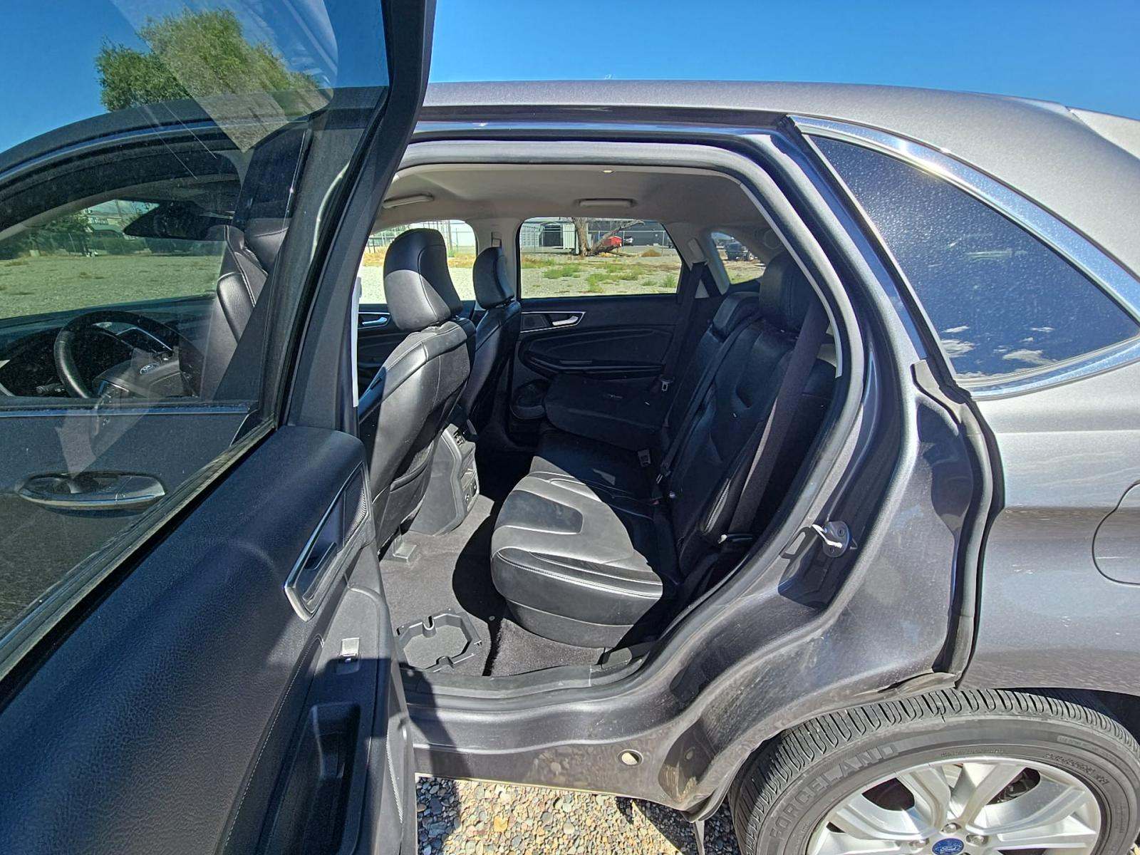 2022 Ford Edge Titanium AWD