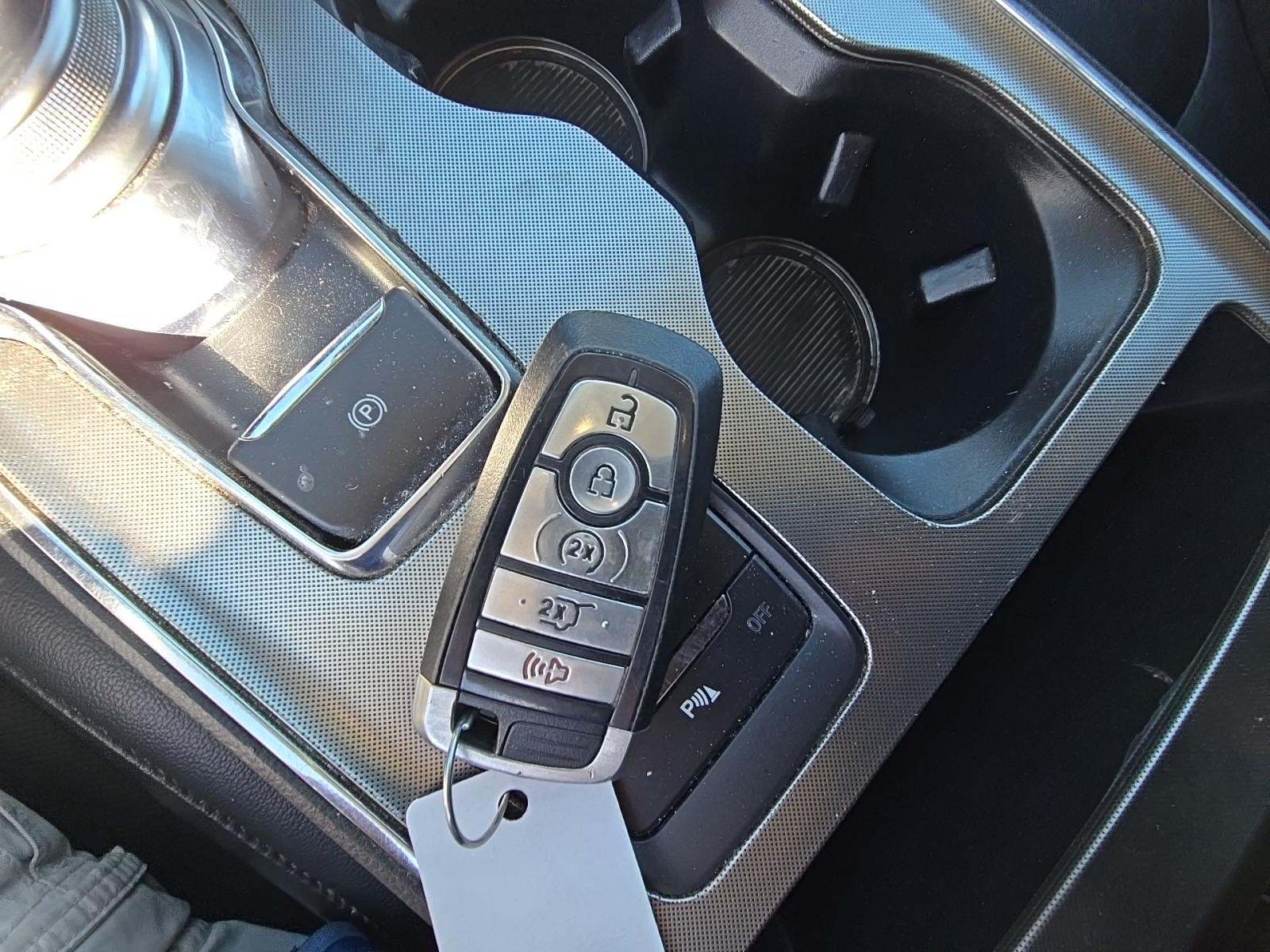 2022 Ford Edge Titanium AWD