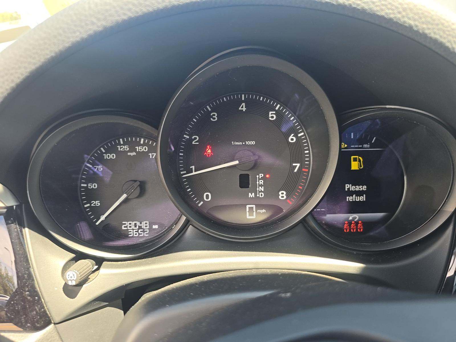 2024 Porsche Macan Base AWD