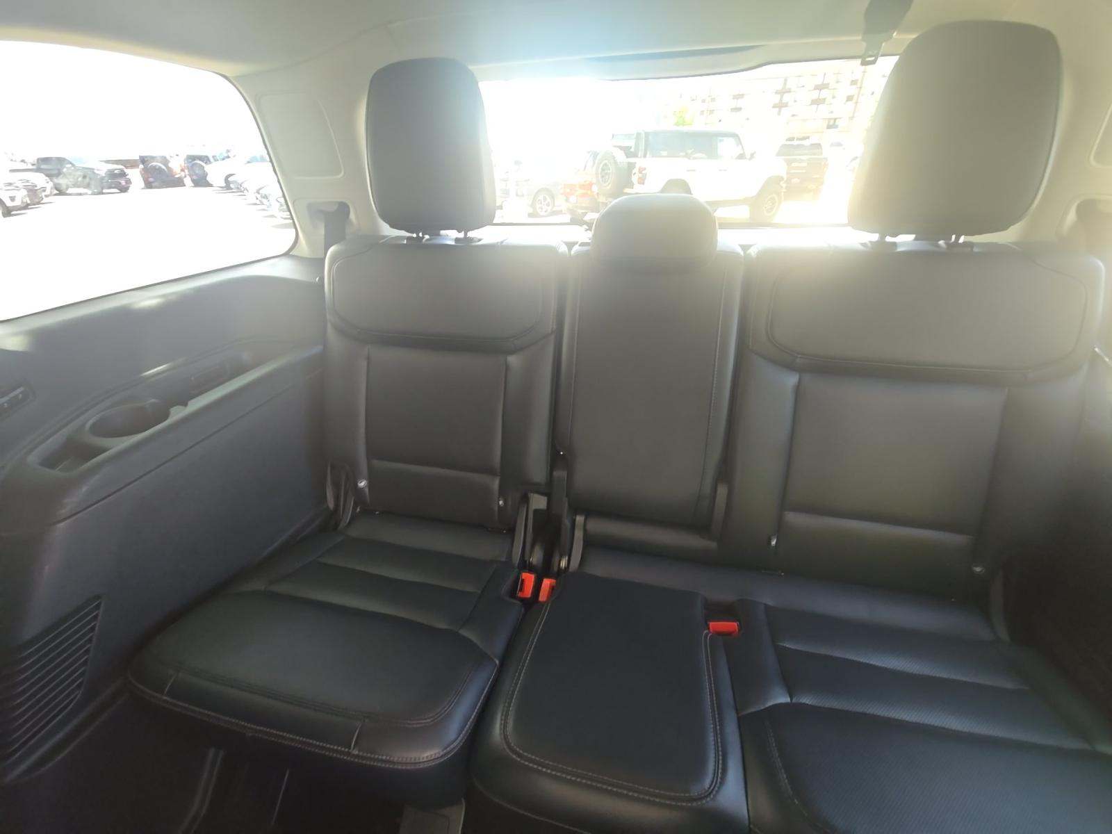 FORD EXPEDITION - 10