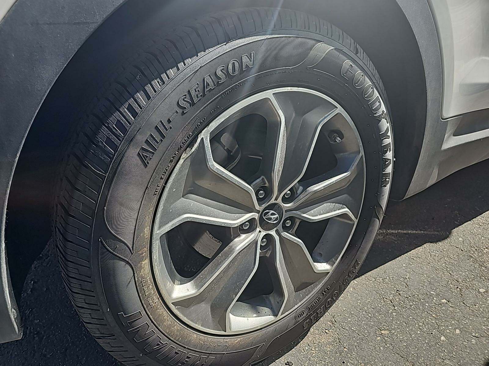 2014 Hyundai Santa Fe GLS FWD