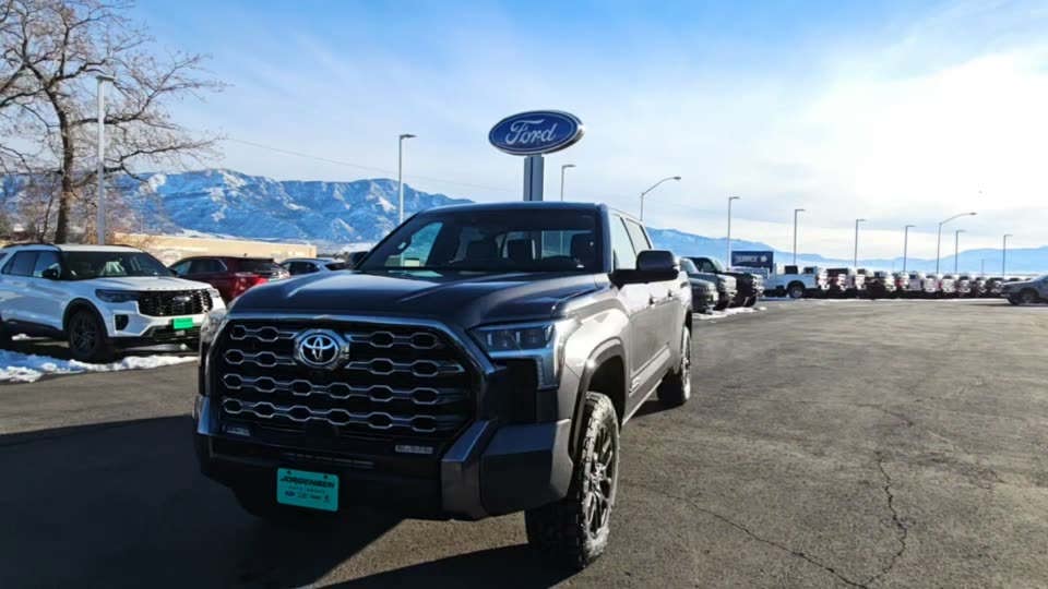 2022 Toyota Tundra Platinum Crew Cab Short Bed