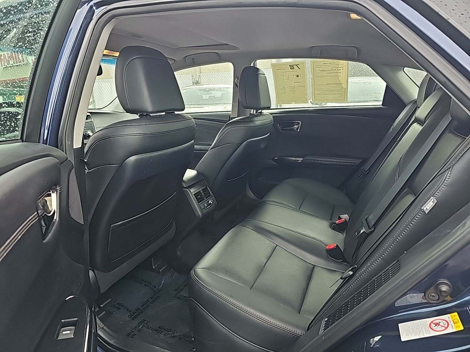 2018 Toyota Avalon Hybrid Limited FWD