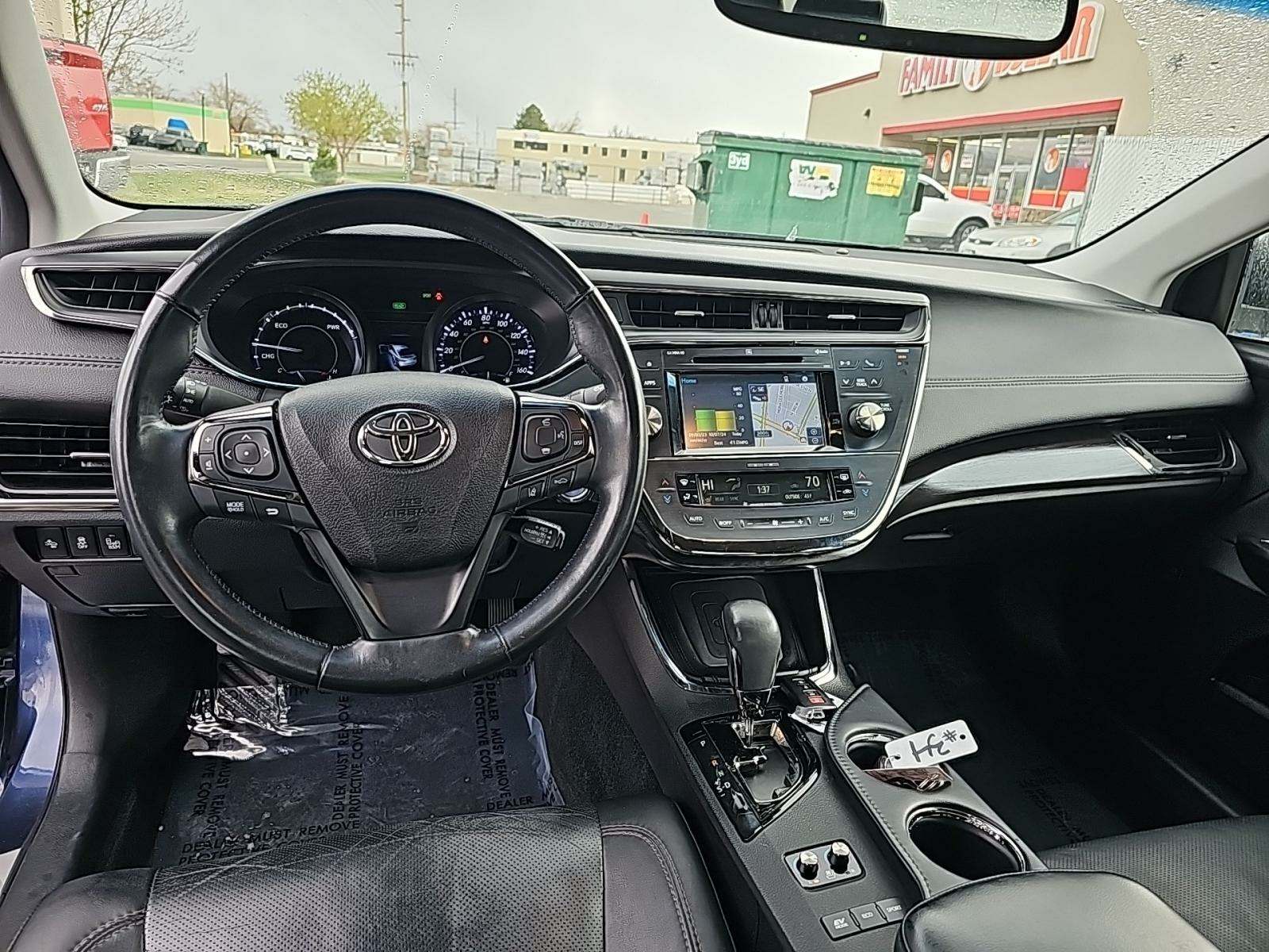 2018 Toyota Avalon Hybrid Limited FWD