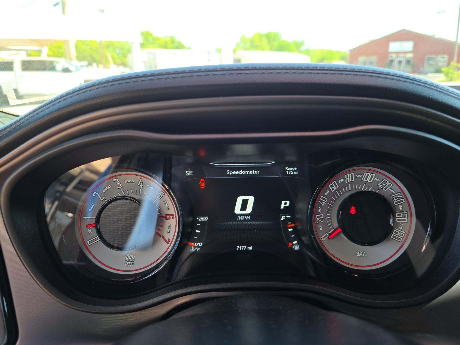 DODGE CHALLENGER - 9