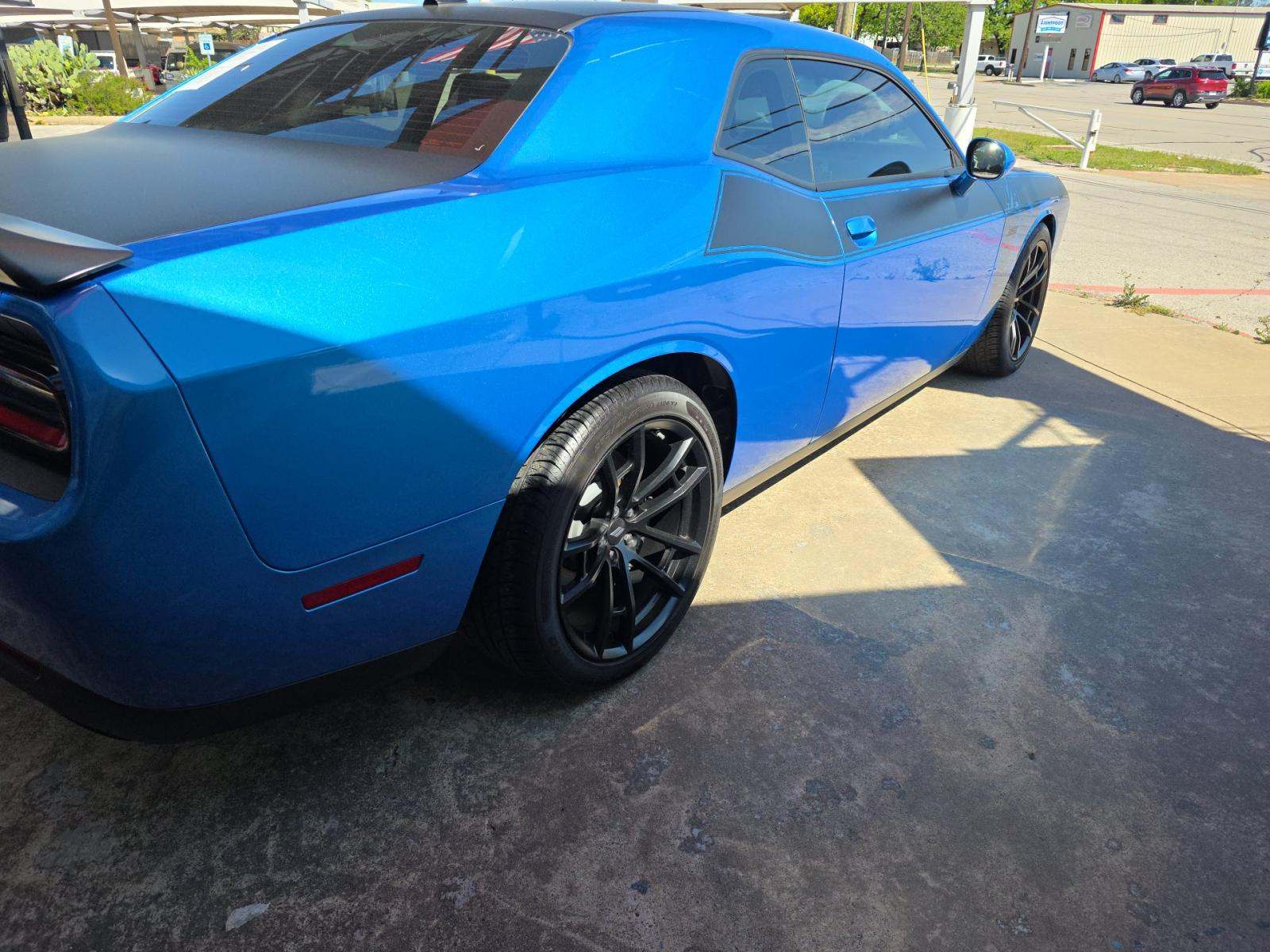 DODGE CHALLENGER - 3