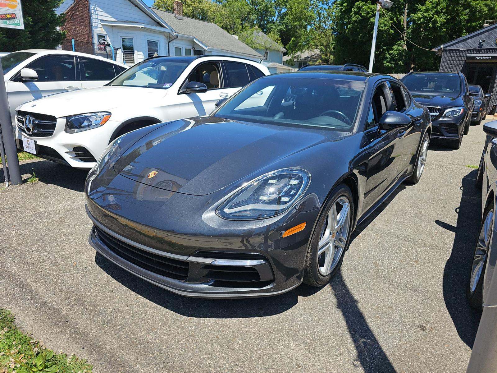 2019 Porsche Panamera 4 AWD