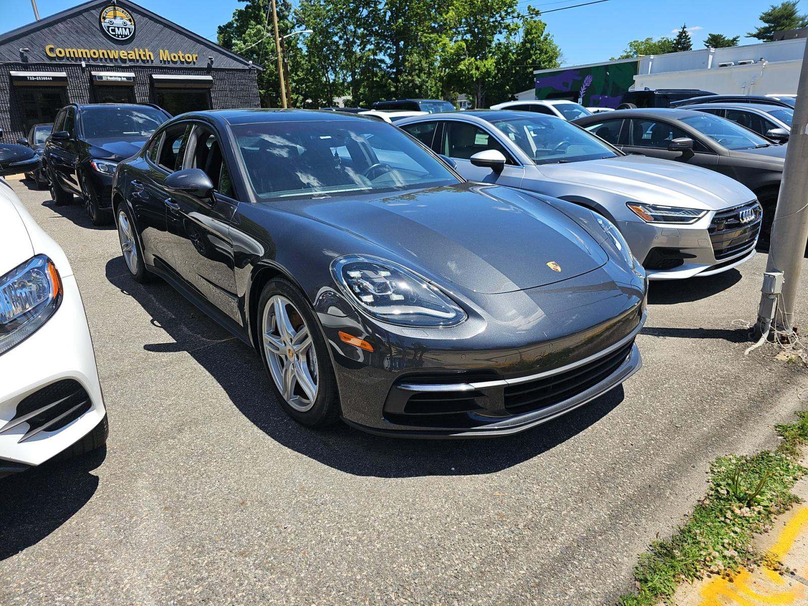 2019 Porsche Panamera 4 AWD