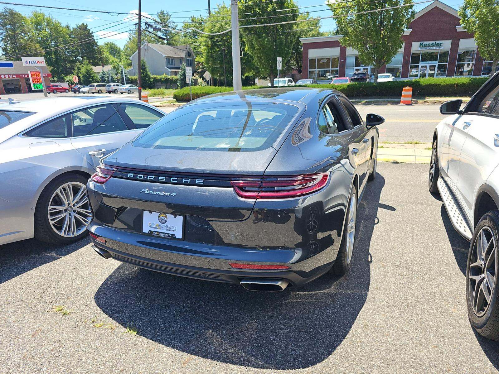 2019 Porsche Panamera 4 AWD