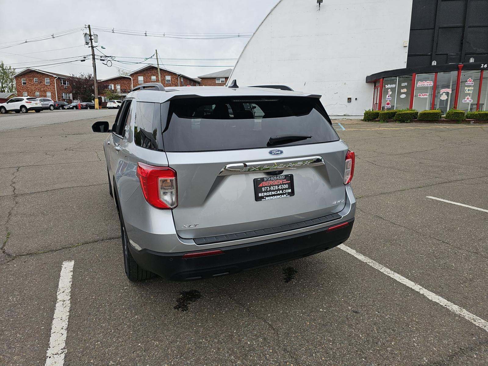 FORD EXPLORER - 2
