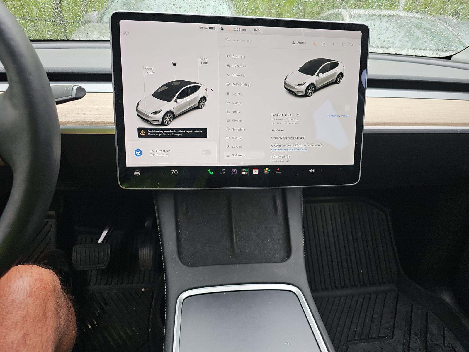 TESLA MODEL Y - 10