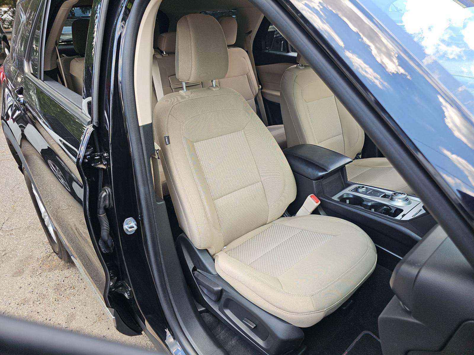 2023 Ford Explorer XLT AWD