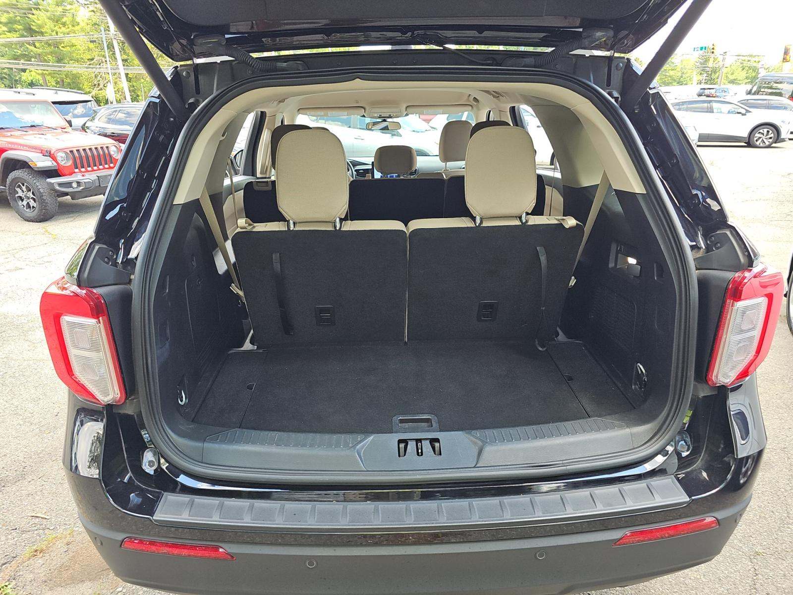 2023 Ford Explorer XLT AWD