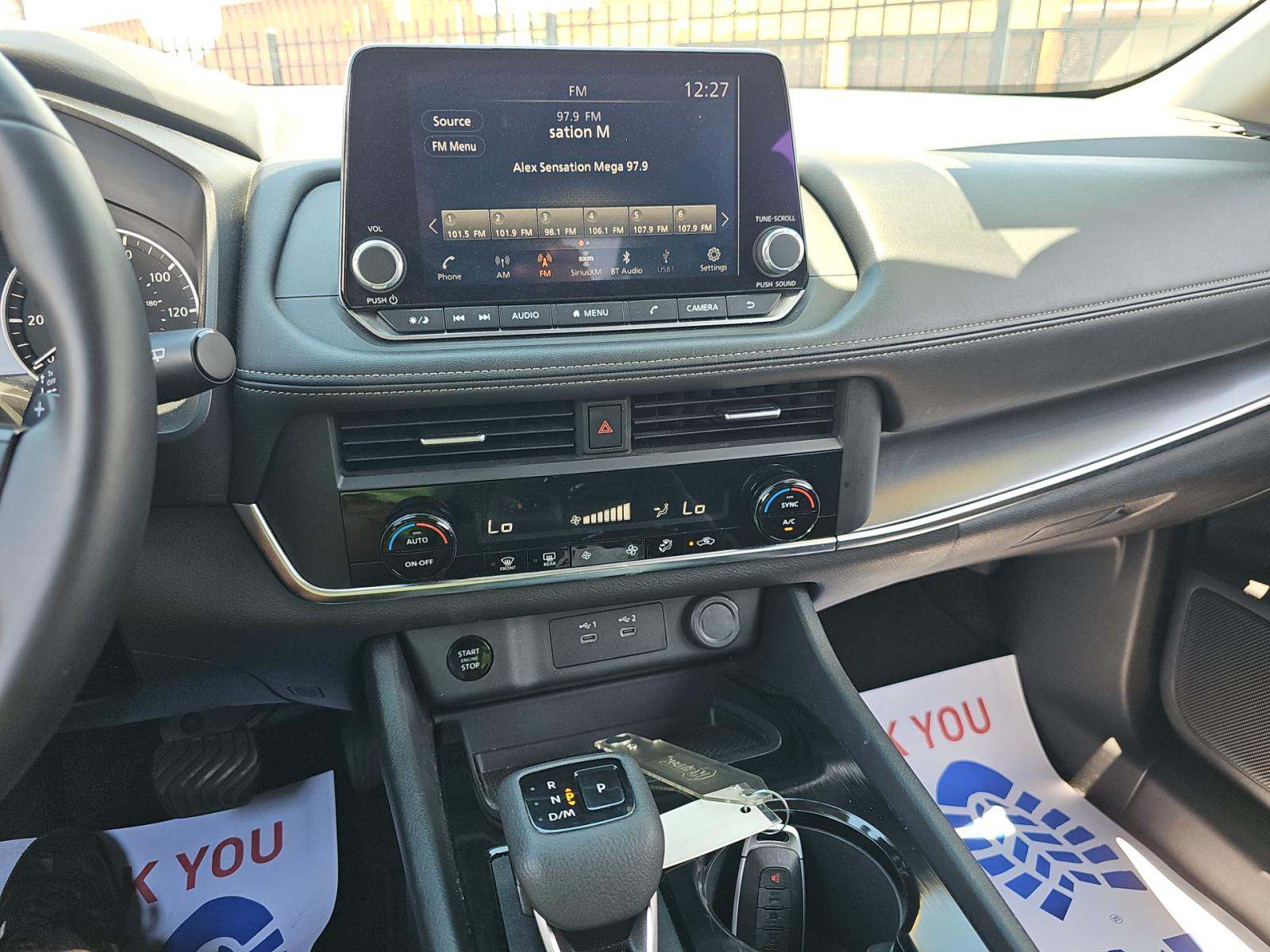 2025 Nissan Rogue SV FWD