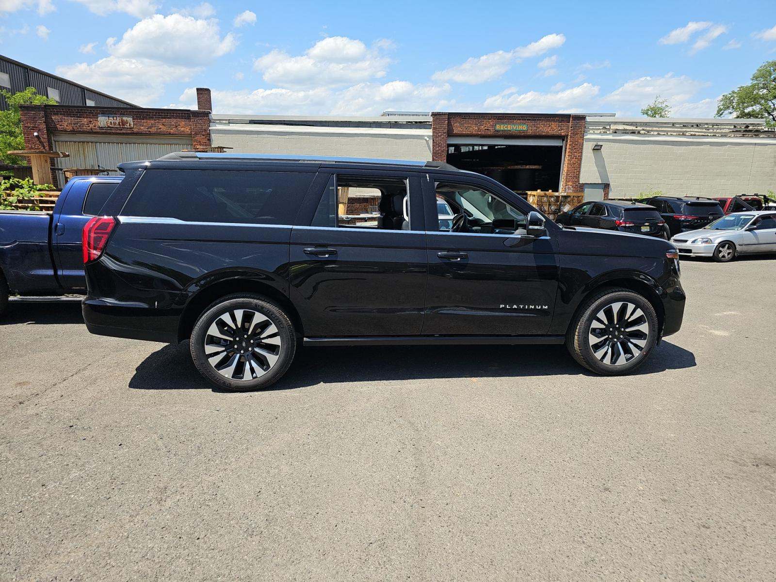 FORD EXPEDITION MAX - 4
