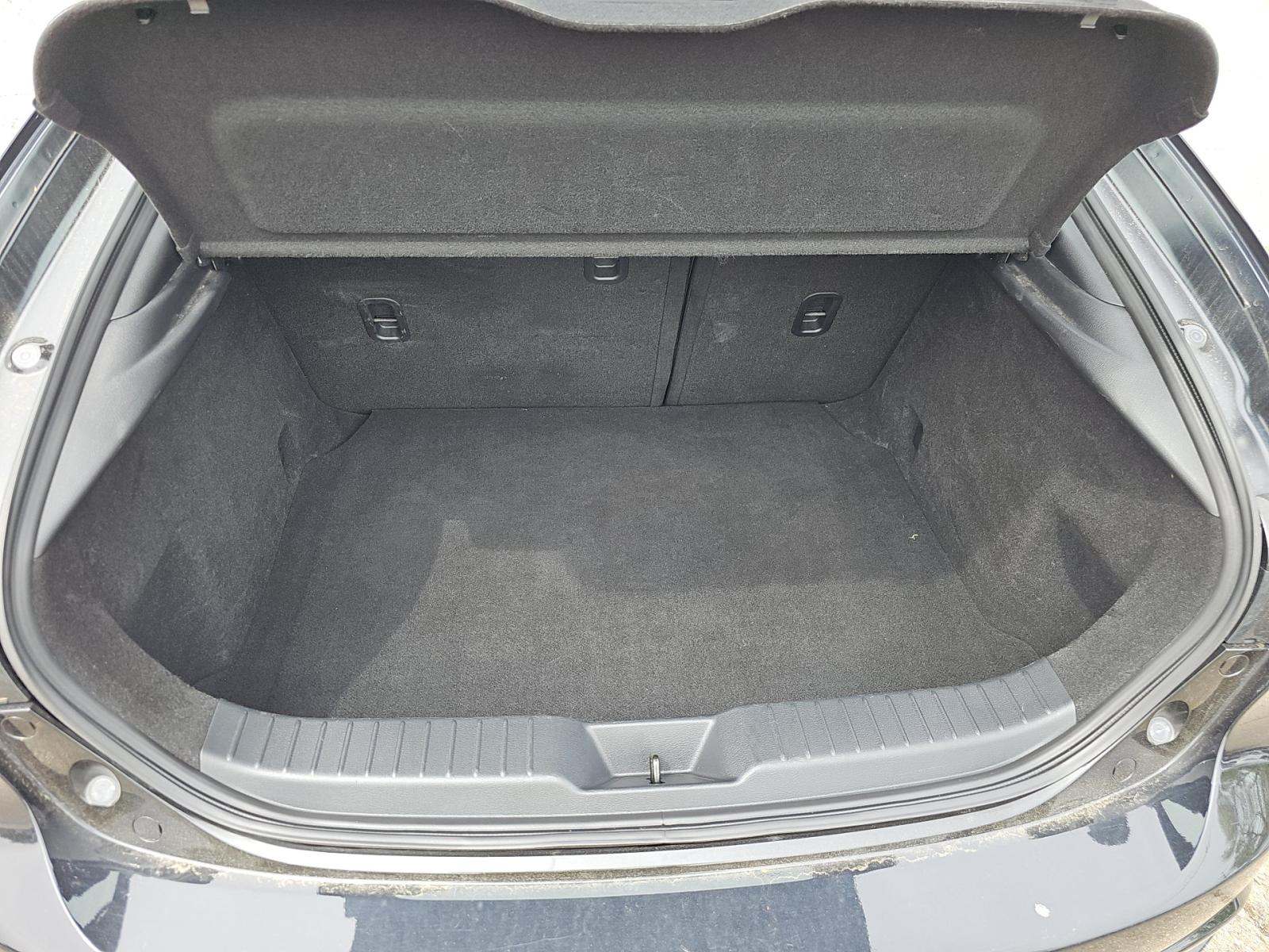 2023 MAZDA MAZDA3 2.5 S FWD