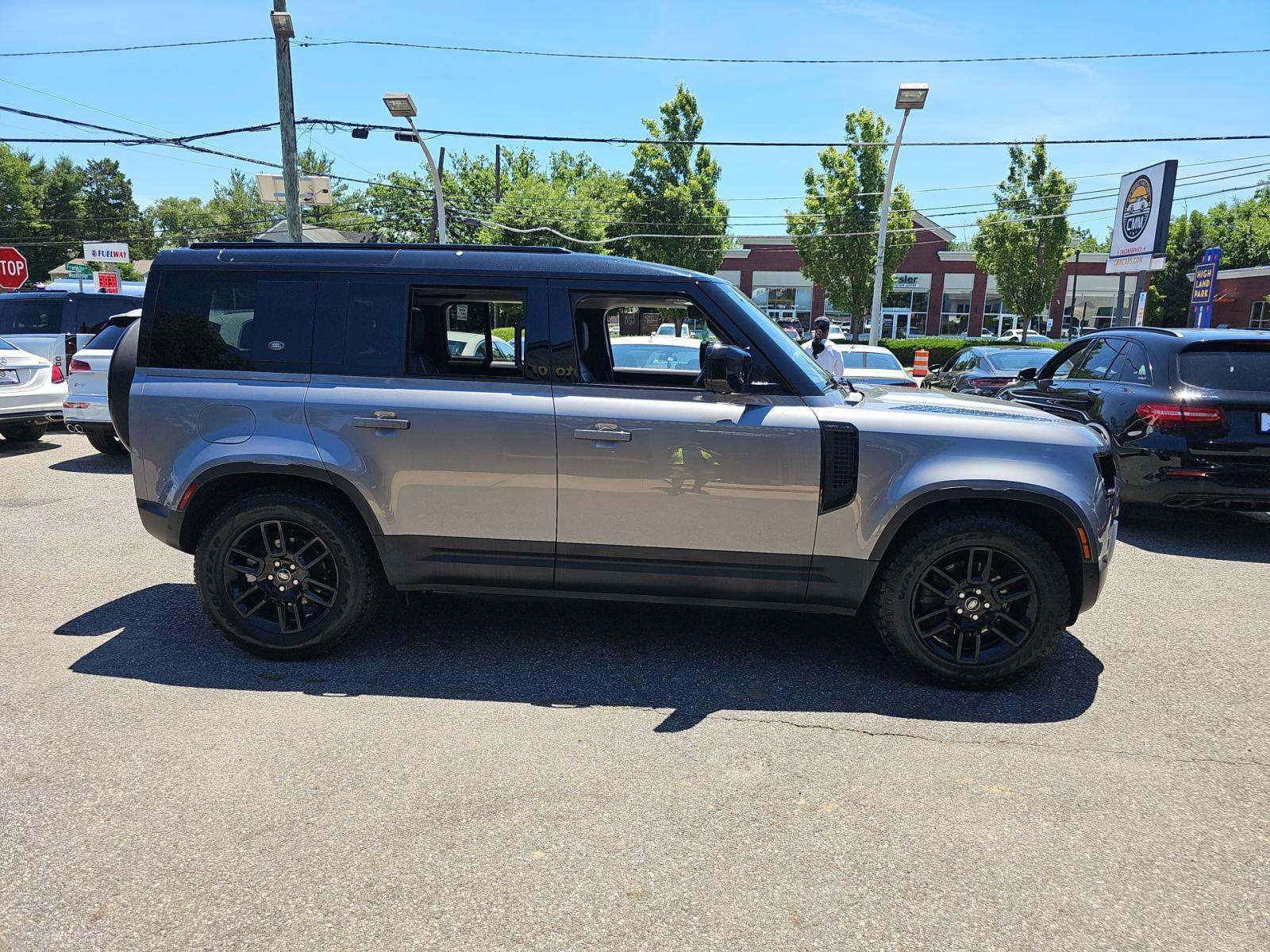 2022 Land Rover Defender 110 S AWD