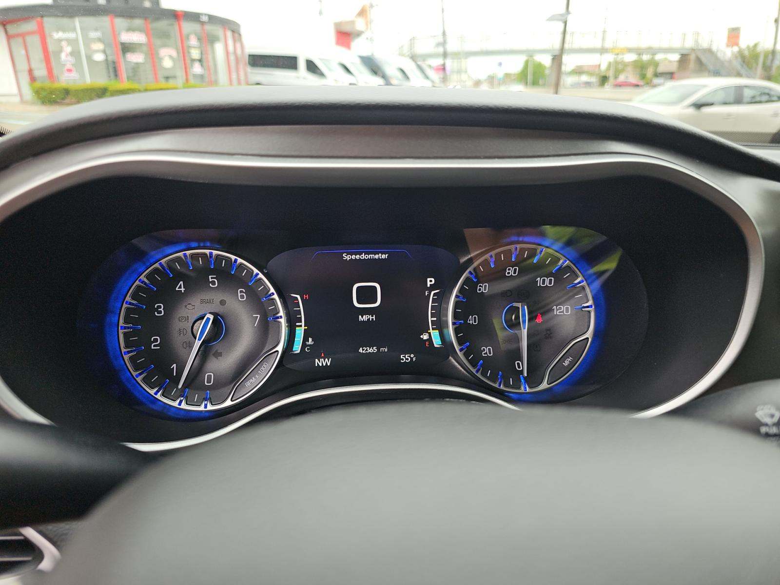 2024 Chrysler Pacifica Touring L FWD