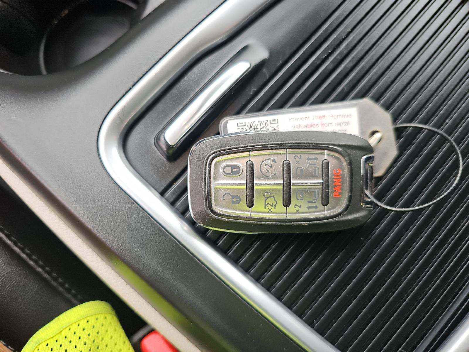 2024 Chrysler Pacifica Touring L FWD