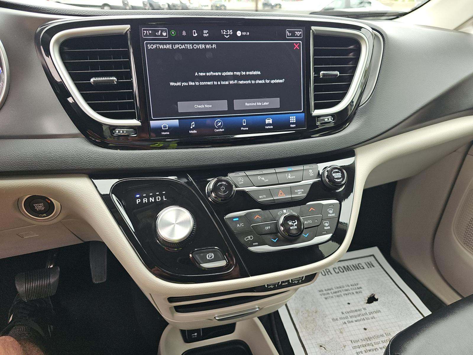 2024 Chrysler Pacifica Touring L FWD