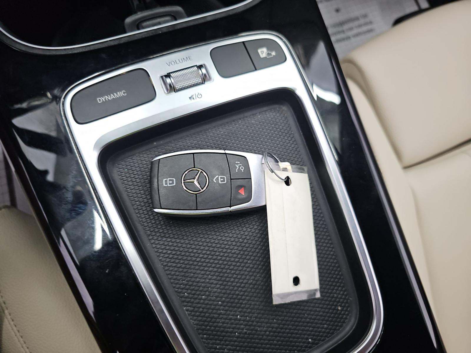 MERCEDES-BENZ CLA - 8