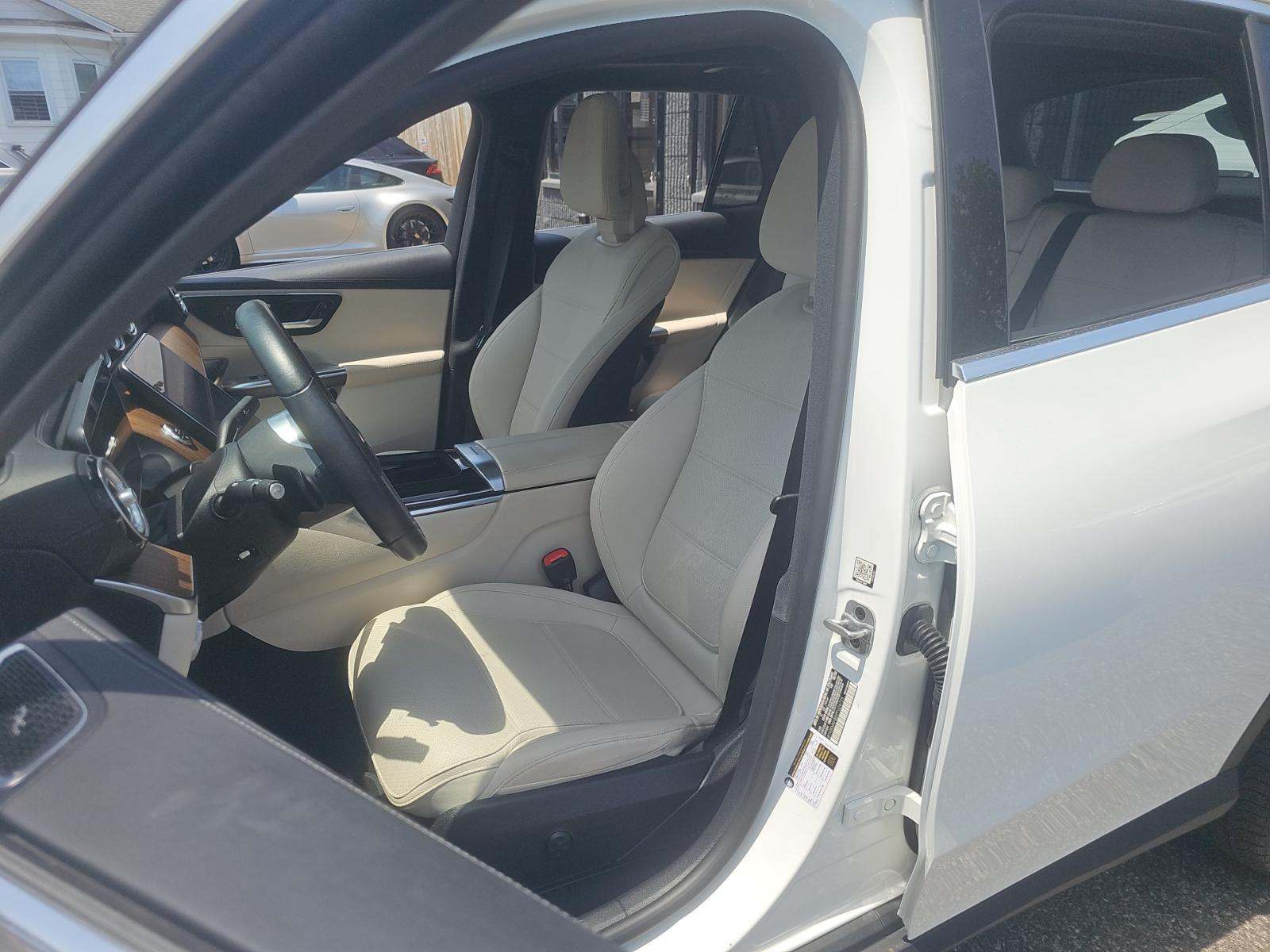 2023 Mercedes-Benz GLC GLC 300 AWD