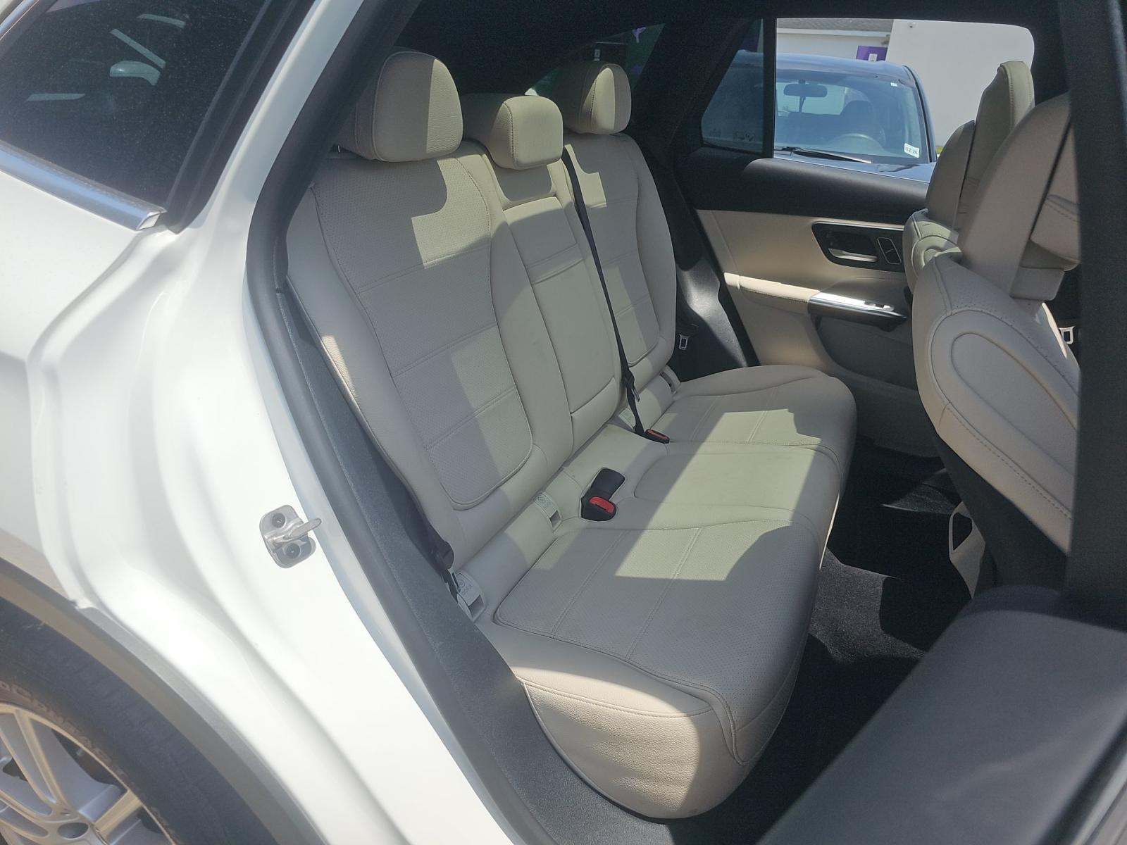 2023 Mercedes-Benz GLC GLC 300 AWD