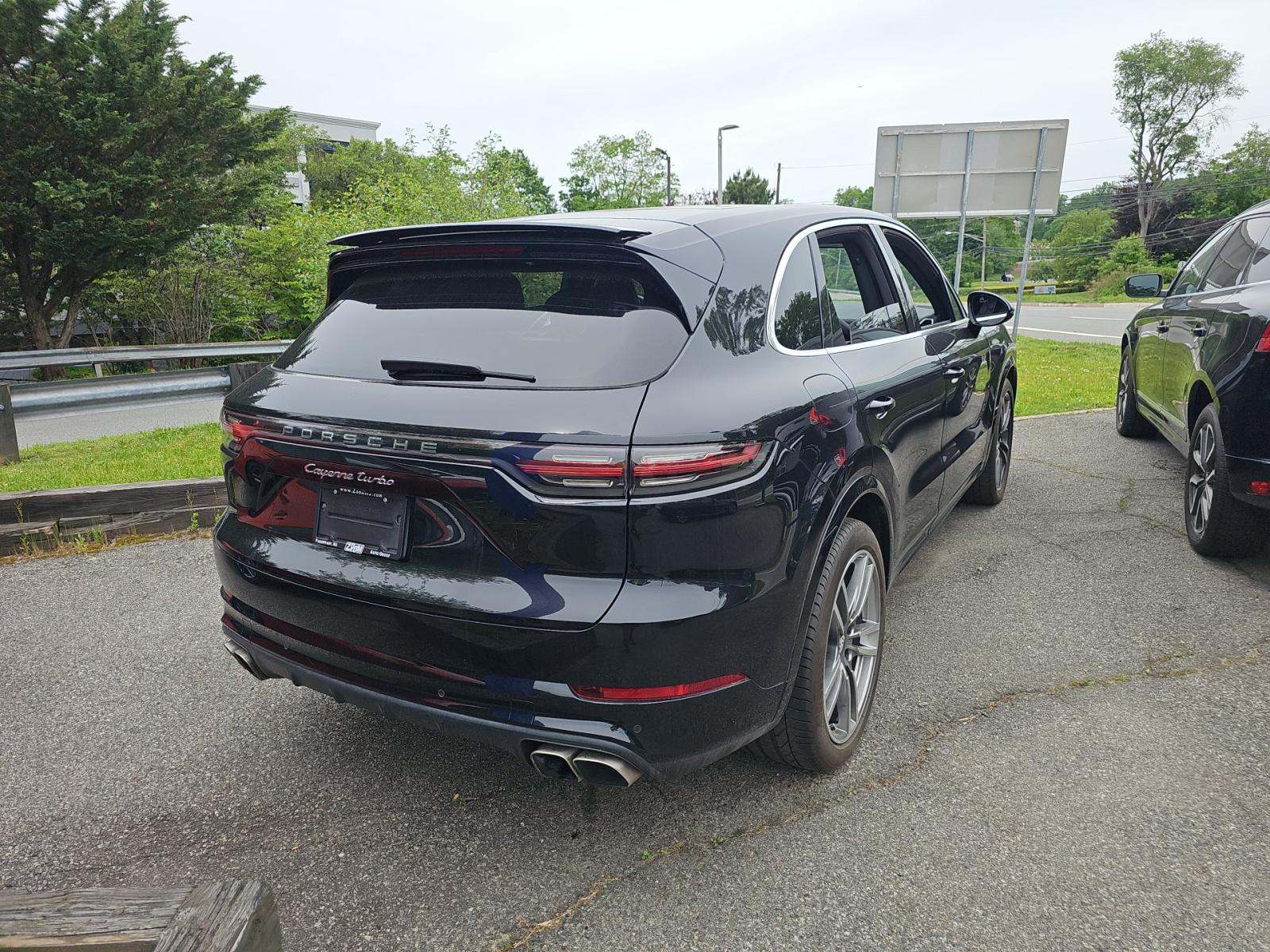 PORSCHE CAYENNE - 3