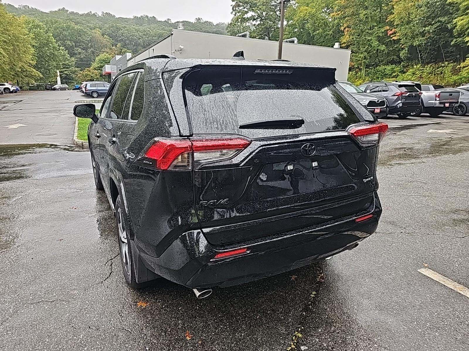 2025 Toyota RAV4 Plug-In Hybrid SE AWD