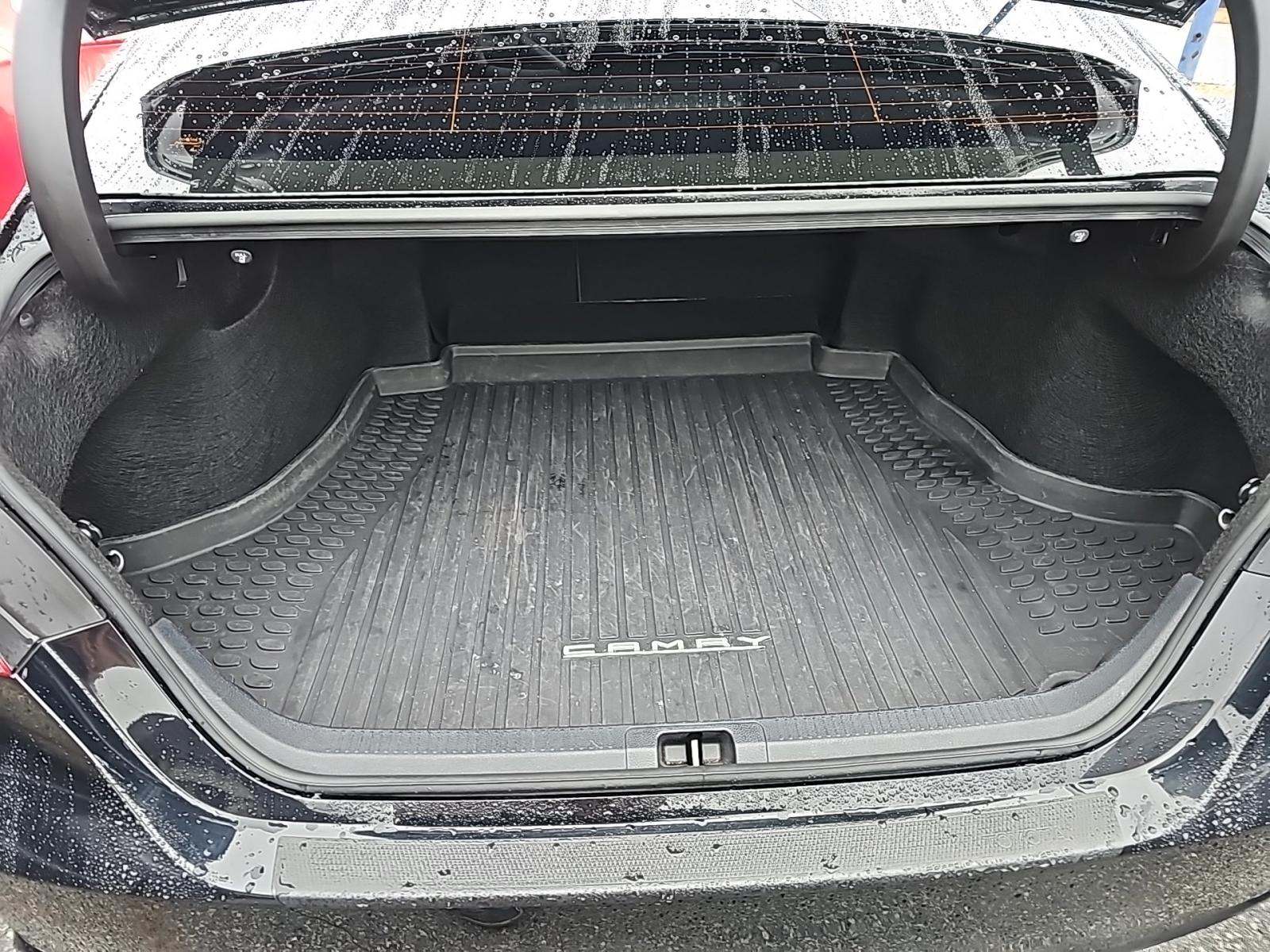 2023 Toyota Camry SE AWD