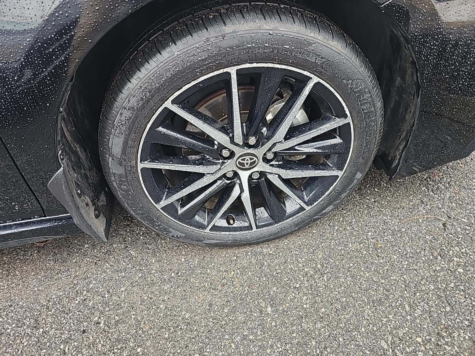 2023 Toyota Camry SE AWD