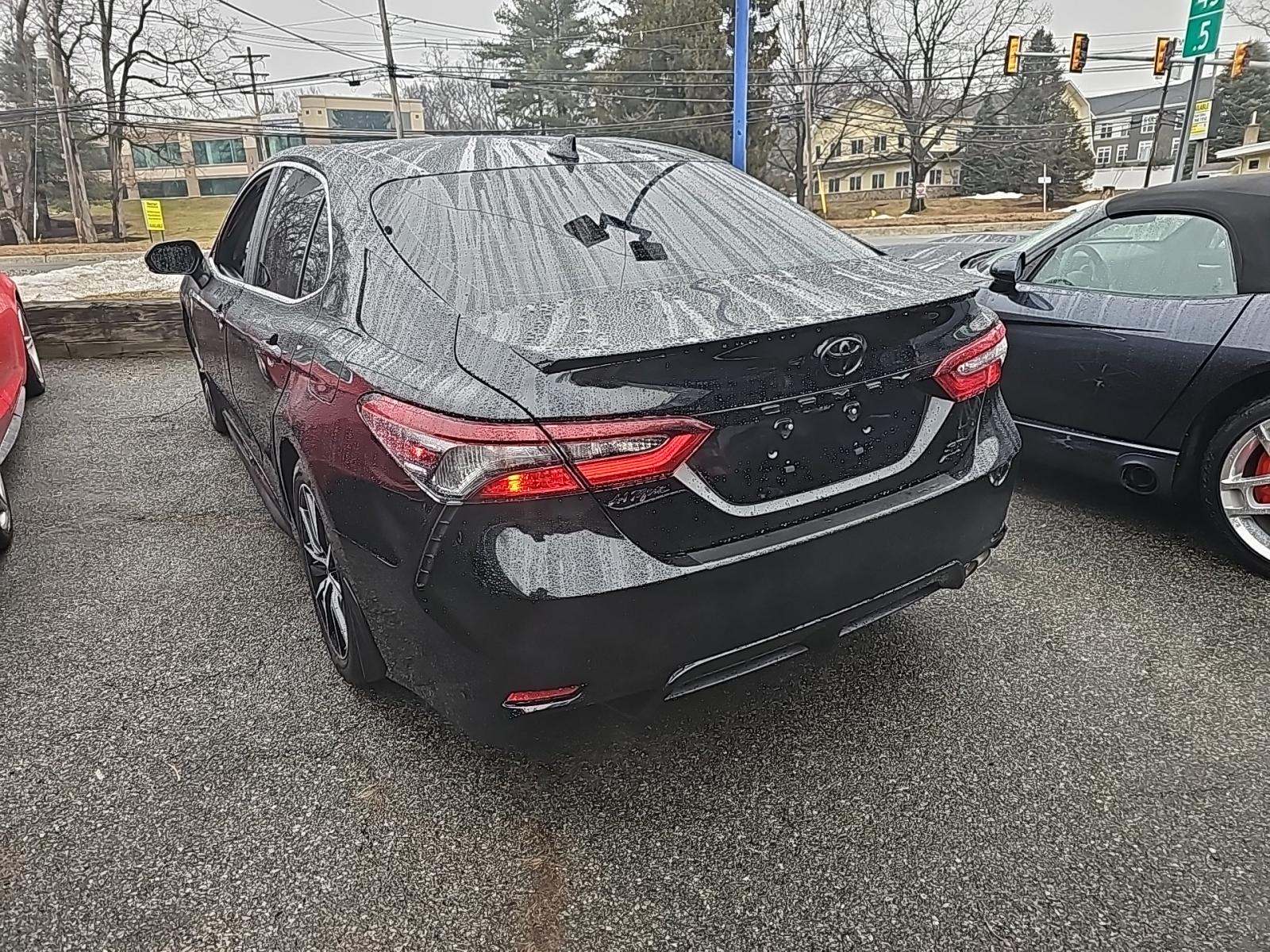 2023 Toyota Camry SE AWD