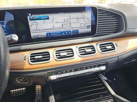 MERCEDES-BENZ GLS - 10