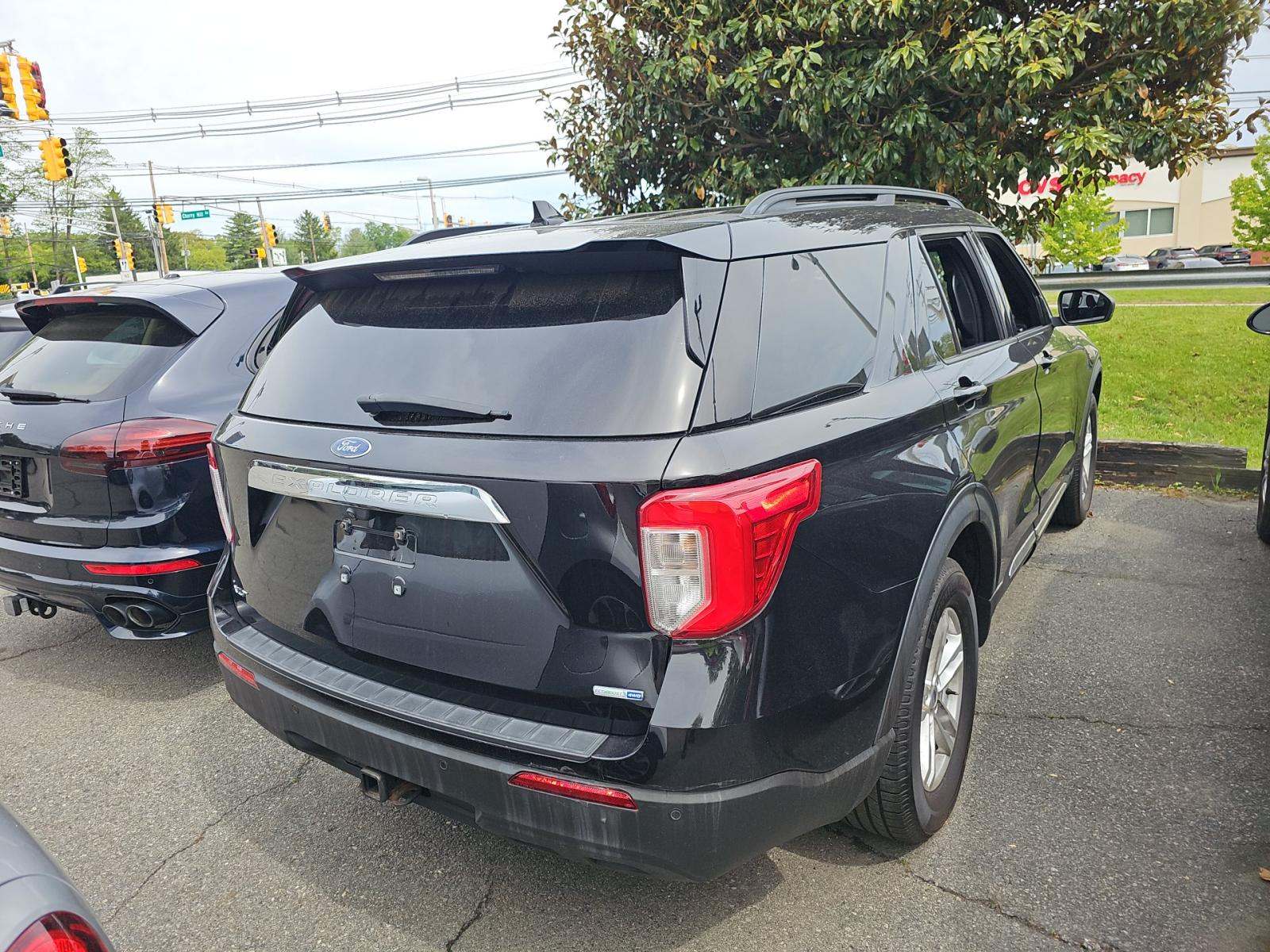 FORD EXPLORER - 3