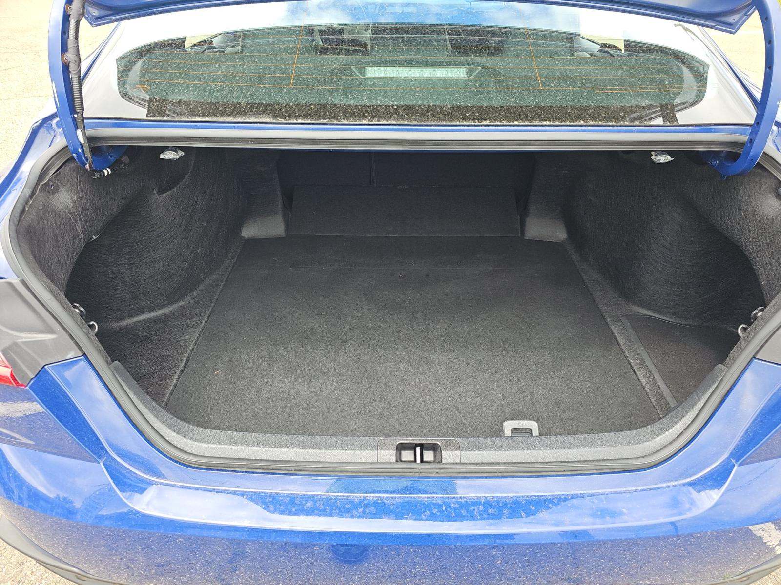 2025 Toyota Camry SE FWD