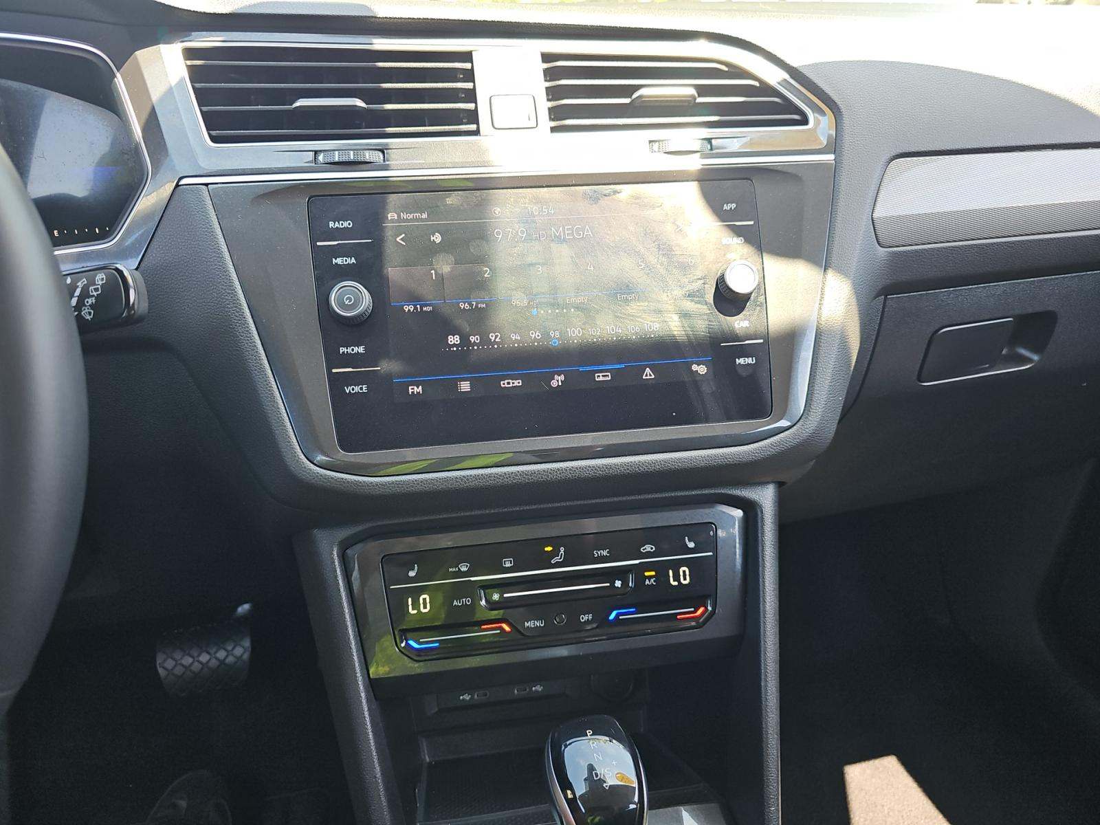 2024 Volkswagen Tiguan 2.0T SE AWD